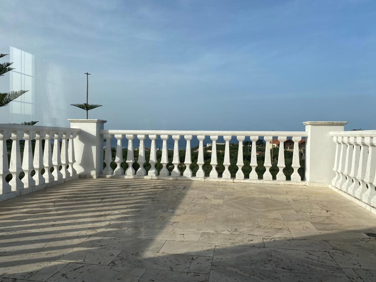 Plános Theros Villa מראה חיצוני תמונה